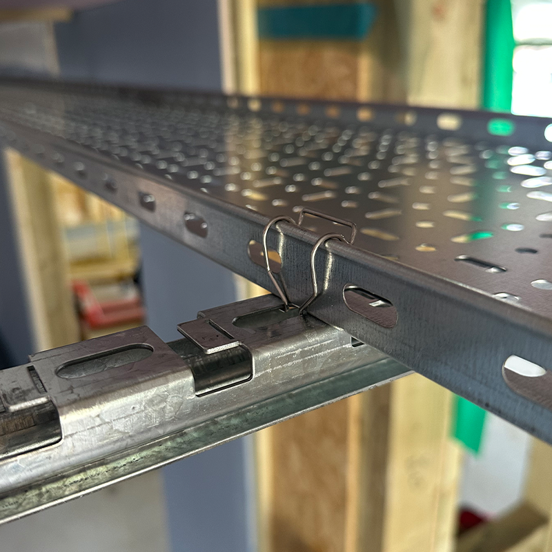 Tray Clip